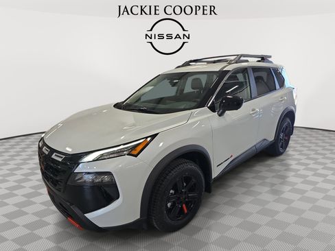 New 2026 Nissan Rogue SV AWD/4WD image 1