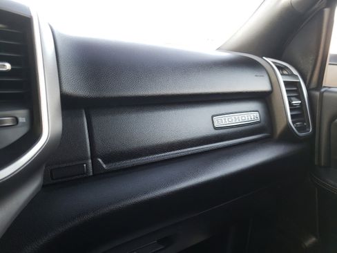 Used 2024 RAM 3500 Big Horn image 32