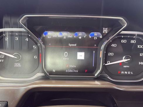 Used 2019 GMC Sierra 1500 Denali w/ Denali Ultimate Package AWD/4WD image 11