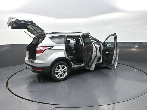 Used 2018 Ford Escape SE AWD/4WD image 37