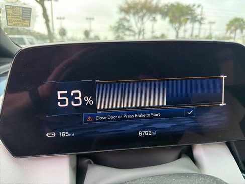 Used 2025 Chevrolet Equinox EV LT image 7