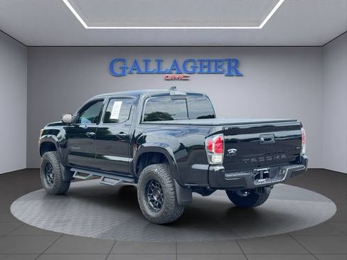 Used 2023 Toyota Tacoma Limited AWD/4WD image 7