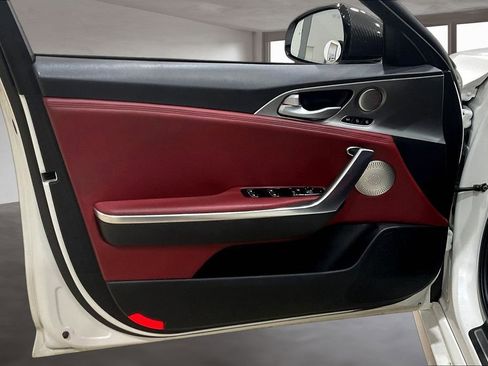 Used 2019 Kia Stinger GT1 image 23