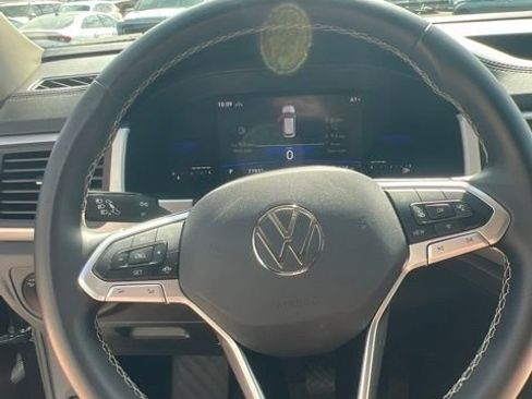 Used 2022 Volkswagen Atlas SE AWD/4WD image 7