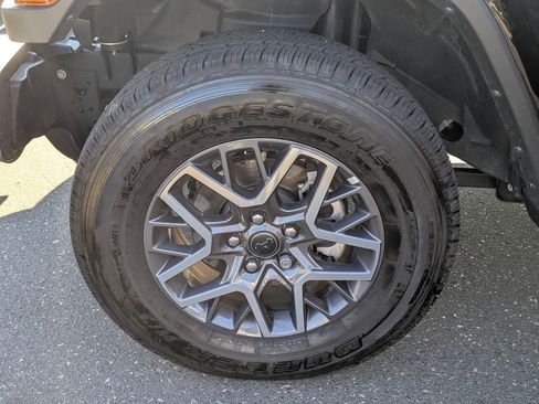 Used 2024 Jeep Wrangler Sahara w/ Safety Group image 24