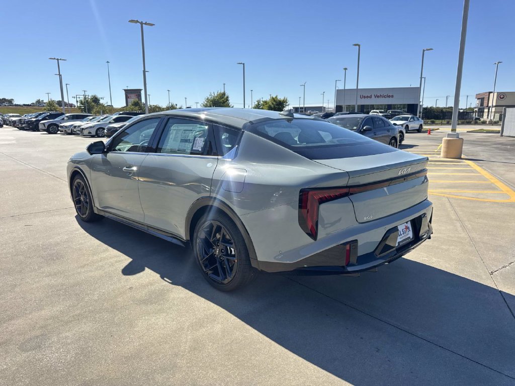 New 2027 Kia K4 GT-Line Turbo FWD image 5