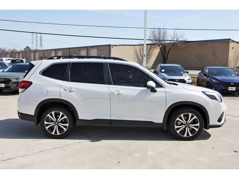 Certified 2023 Subaru Forester Limited image 7