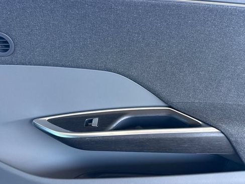 Used 2025 Lucid Air Touring AWD/4WD image 21