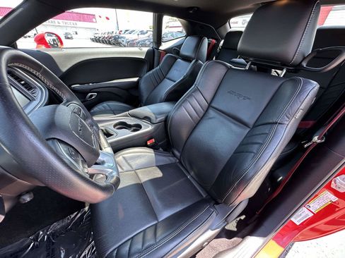 Used 2016 Dodge Challenger SRT RWD image 24