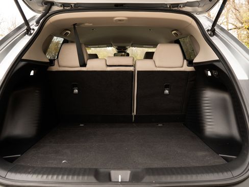 Certified 2025 Honda HR-V LX image 40