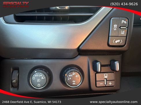 Used 2015 Chevrolet Suburban LTZ image 34