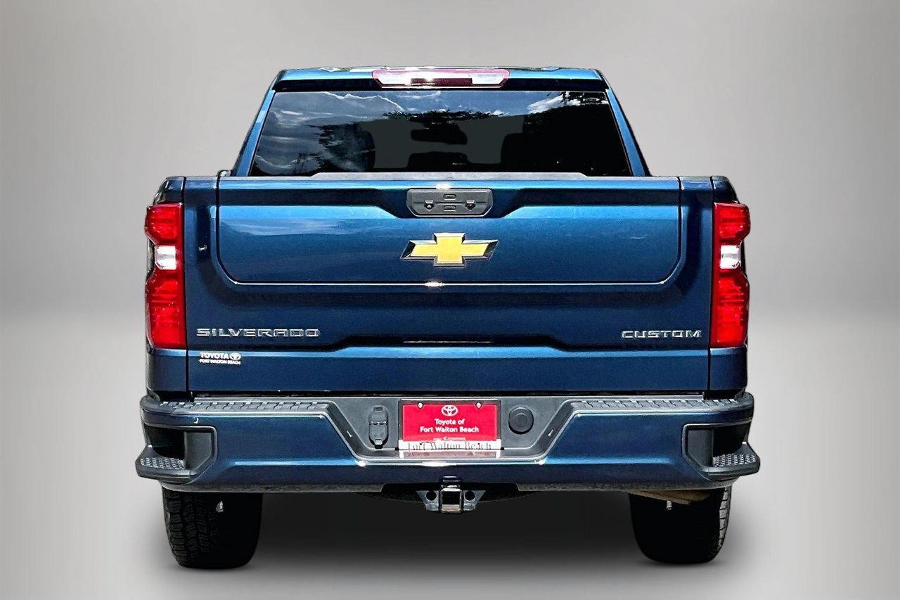 Used 2022 Chevrolet Silverado 1500 Custom AWD/4WD image 6