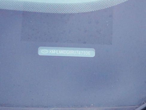 Used 2024 Hyundai Elantra SEL image 28