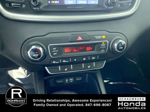 Used 2019 Kia Sorento LX w/ LX Convenience Package image 9