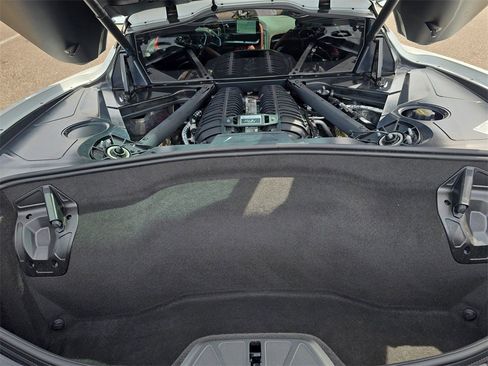Used 2025 Chevrolet Corvette Z06 image 9