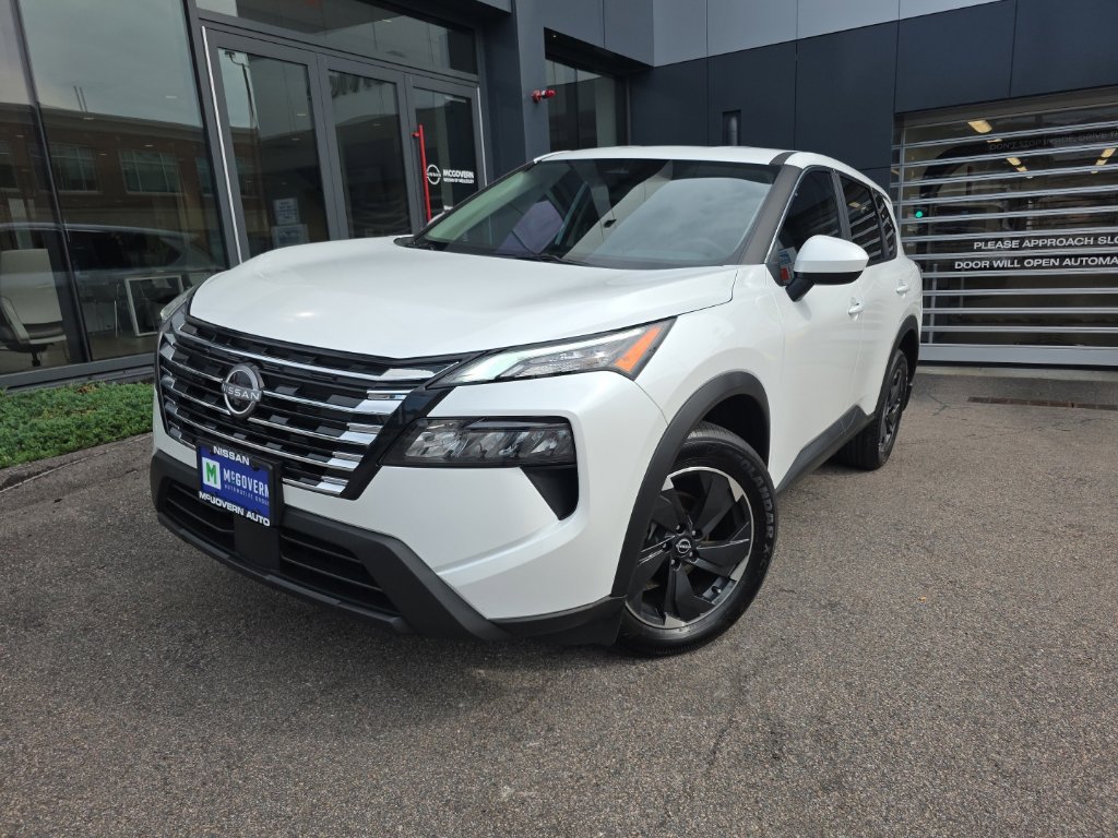 Certified 2026 Nissan Rogue SV AWD/4WD image 2