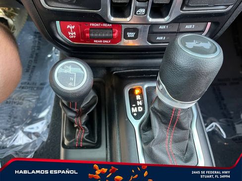 Used 2020 Jeep Wrangler Unlimited Rubicon AWD/4WD image 24