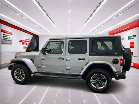 Used 2020 Jeep Wrangler Unlimited Sahara w/ Uconnect 4C Nav & Sound Group AWD/4WD image 4