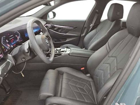 Used 2026 BMW 540i xDrive AWD/4WD image 7