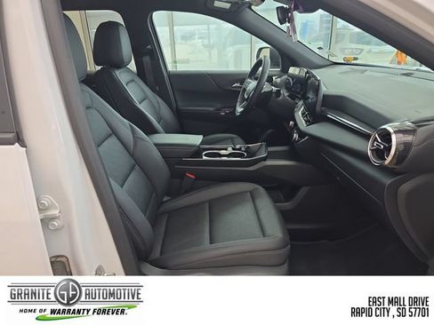 Used 2026 Chevrolet Equinox LT w/ Convenience Package II AWD/4WD image 37