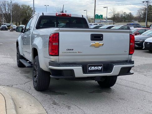 Used 2018 Chevrolet Colorado LT w/ LT Convenience Package image 5