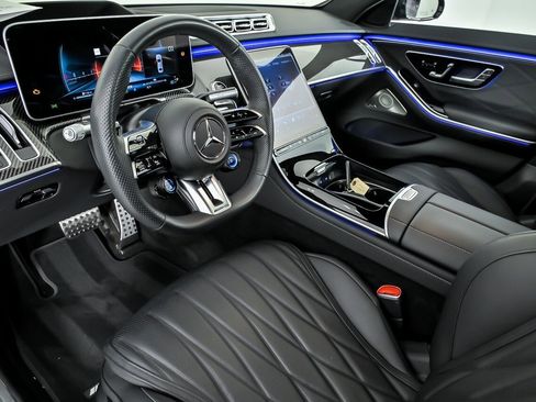 Used 2025 Mercedes-Benz S 63 AMG S image 20