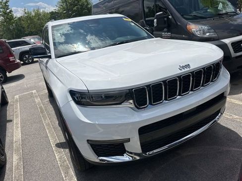 Used 2021 Jeep Grand Cherokee L Limited RWD image 5