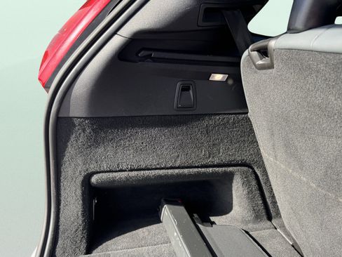 Used 2024 Volvo XC90 T8 Ultimate w/ Lounge Package image 46