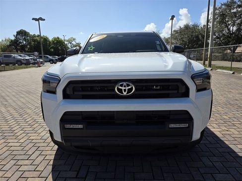 Certified 2025 Toyota 4Runner SR5 image 2