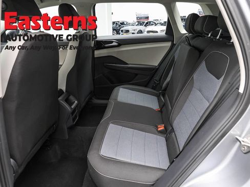Used 2025 Volkswagen Taos S FWD image 19