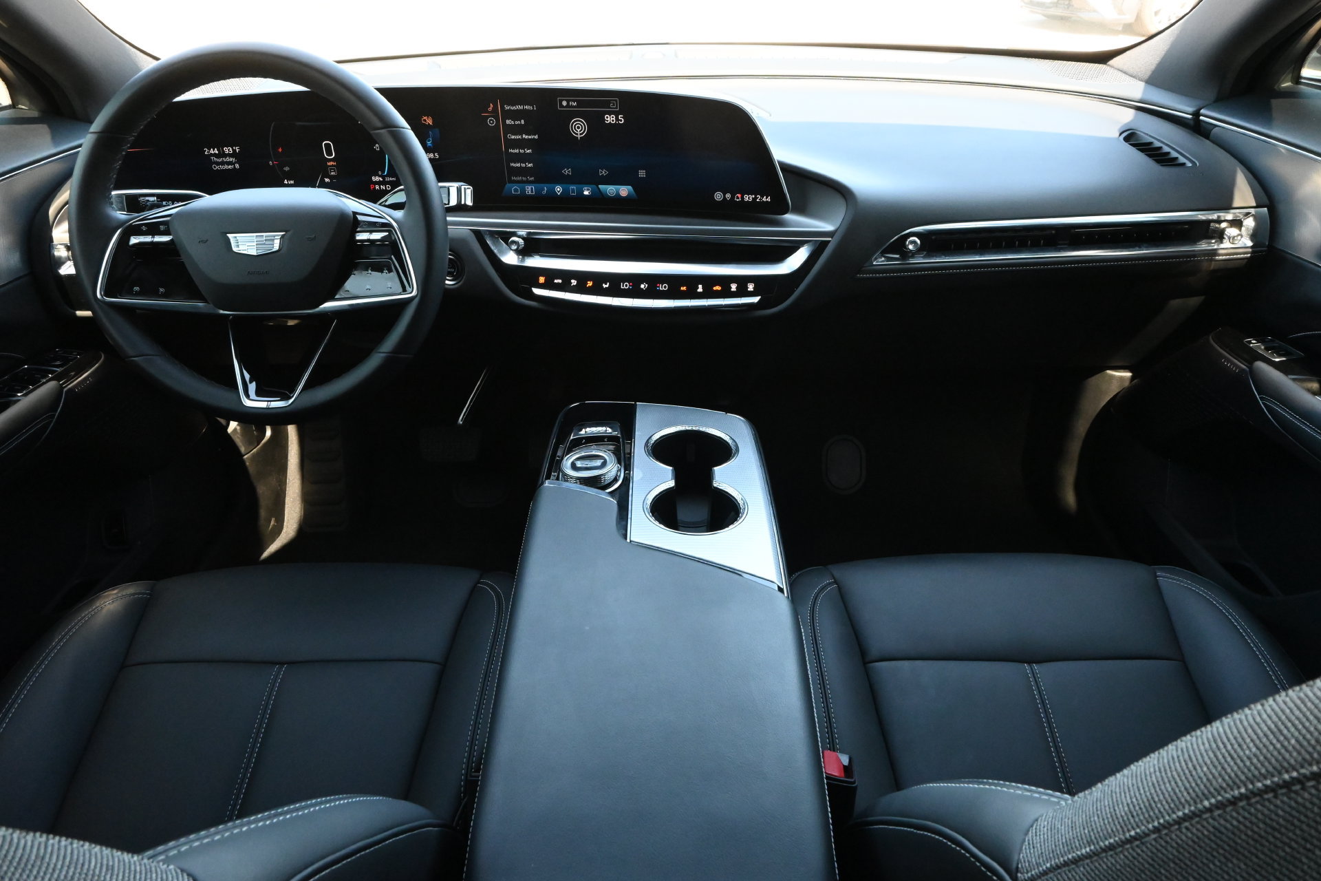 Used 2024 Cadillac Lyriq Tech RWD image 8