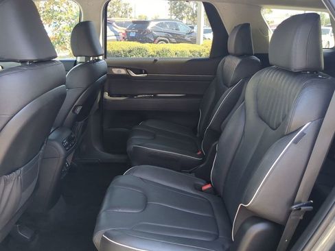 Used 2023 Hyundai Palisade Limited image 14