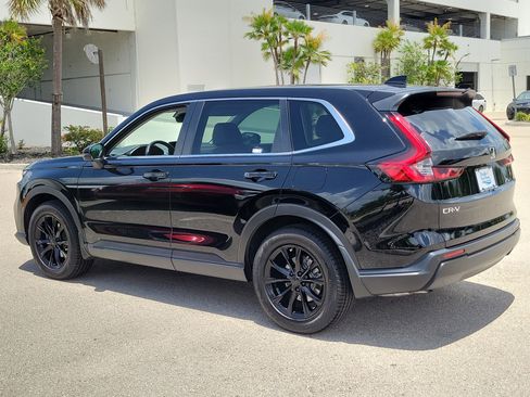 Used 2023 Honda CR-V EX-L image 4