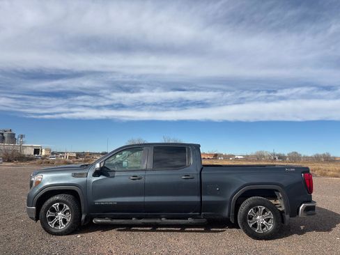 Used 2020 GMC Sierra 1500 4x4 Crew Cab image 2