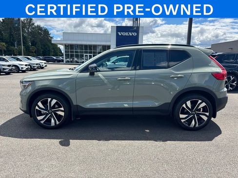 Used 2023 Volvo XC40 B5 Plus w/ Protection Package Premier AWD/4WD image 2