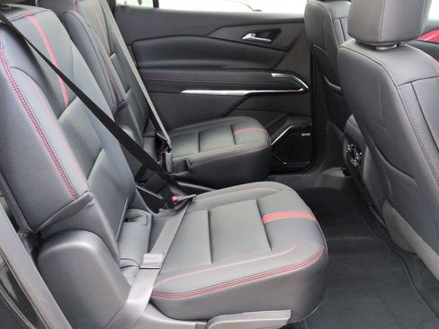 New 2026 Chevrolet Traverse RS image 25