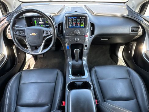 Used 2014 Chevrolet Volt Premium w/ Premium Trim Package image 12