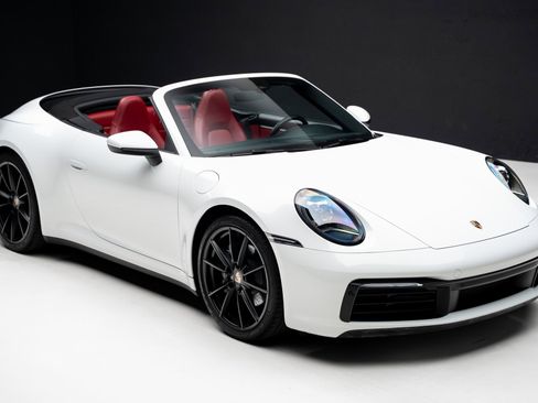 Used 2020 Porsche 911 Carrera image 41
