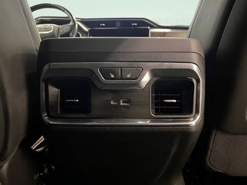 Used 2024 GMC Sierra 1500 Denali Ultimate AWD/4WD image 10