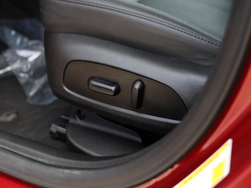 Used 2019 Chevrolet Cruze Premier w/ Driver Confidence II Package image 7