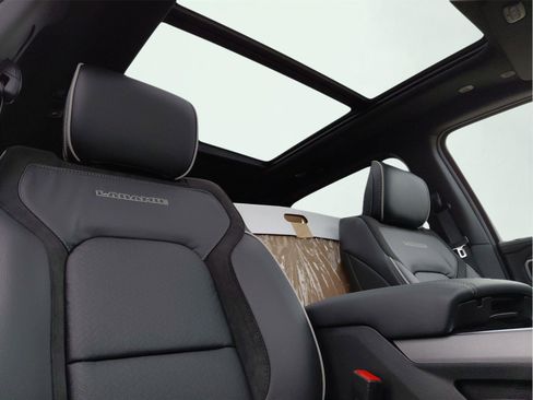 New 2026 RAM 1500 Laramie w/ Night Edition image 15