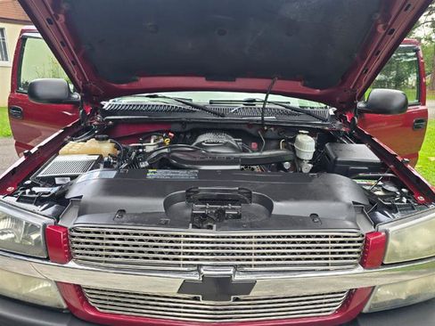 Used 2004 Chevrolet Avalanche Z71 w/ Preferred Equipment Group image 9