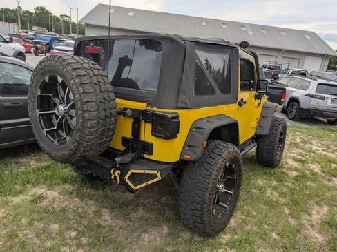 Used 2011 Jeep Wrangler Sport AWD/4WD image 2