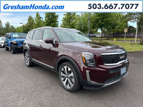 Used 2022 Kia Telluride S AWD/4WD image 1