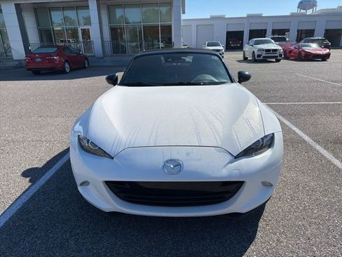 Used 2019 MAZDA MX-5 Miata Sport w/ I-ACTIVSENSE Sport Package image 2