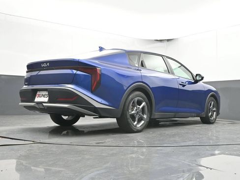 Used 2025 Kia K4 FWD image 33