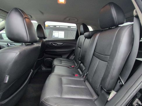 Used 2015 Nissan Rogue SL image 20