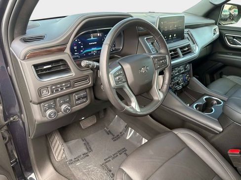 Used 2022 Chevrolet Tahoe Z71 w/ Z71 Off-Road Package AWD/4WD image 21