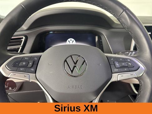 Used 2025 Volkswagen Atlas Cross Sport SEL Premium R-Line image 12