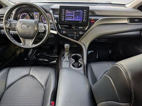 Used 2023 Toyota Camry SE image 16